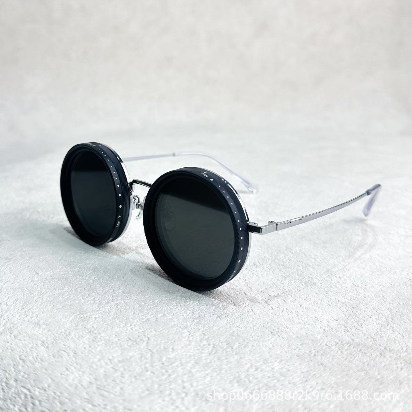 Adjustable Polarized Sunglasses – Stylish & Sun-Smart