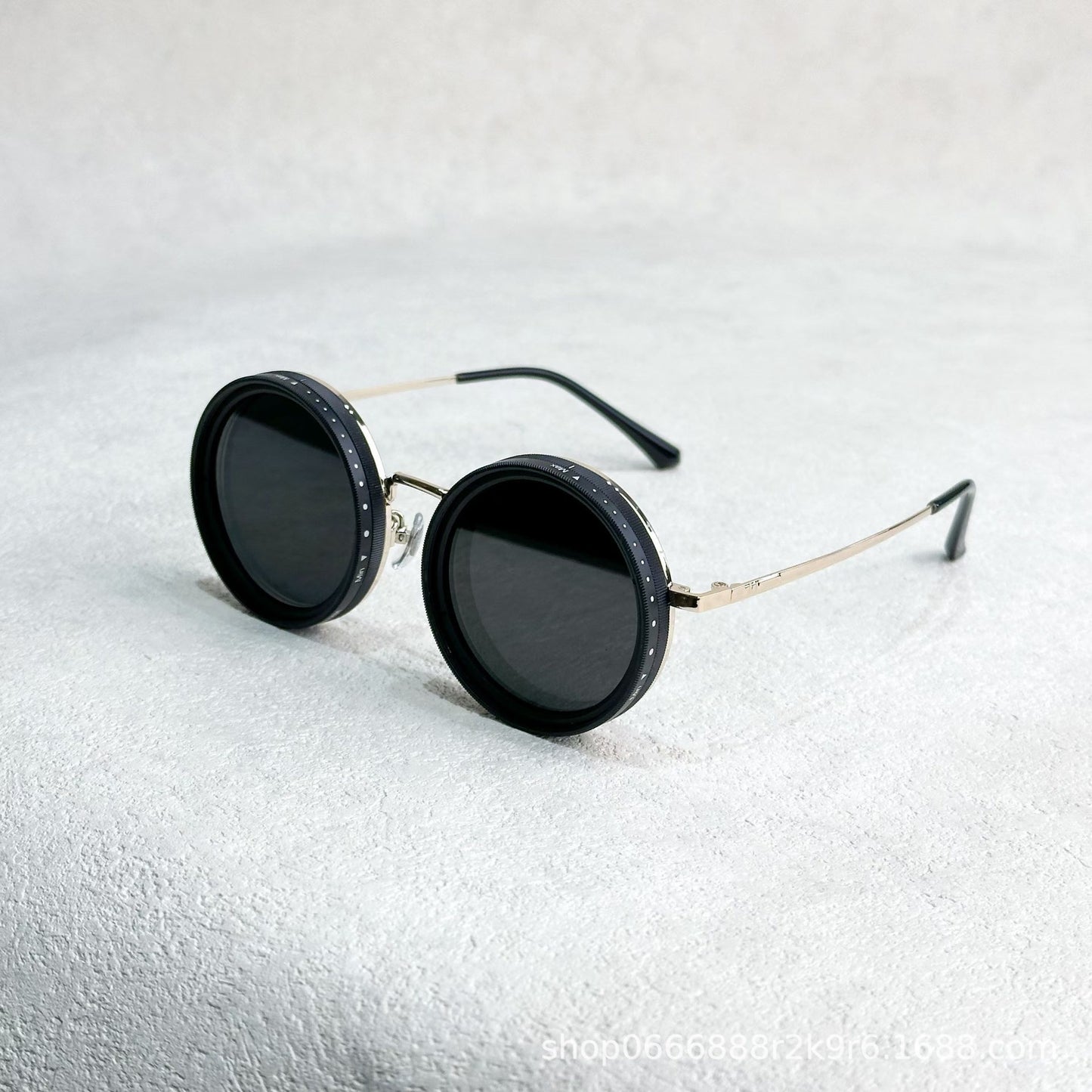 Adjustable Polarized Sunglasses – Stylish & Sun-Smart